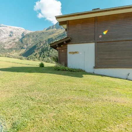 Corzelet In - Out - Happy Chalet