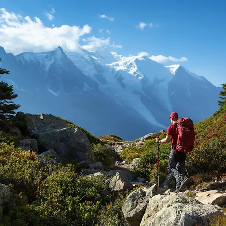 Corzelet In - Out - Happy Chamonix